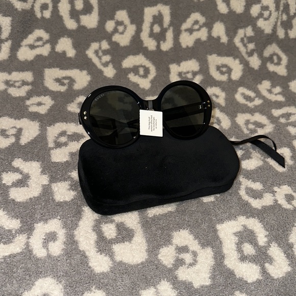 Authentic Gucci Round Sunglasses 😎 New 😍 - Picture 13 of 17